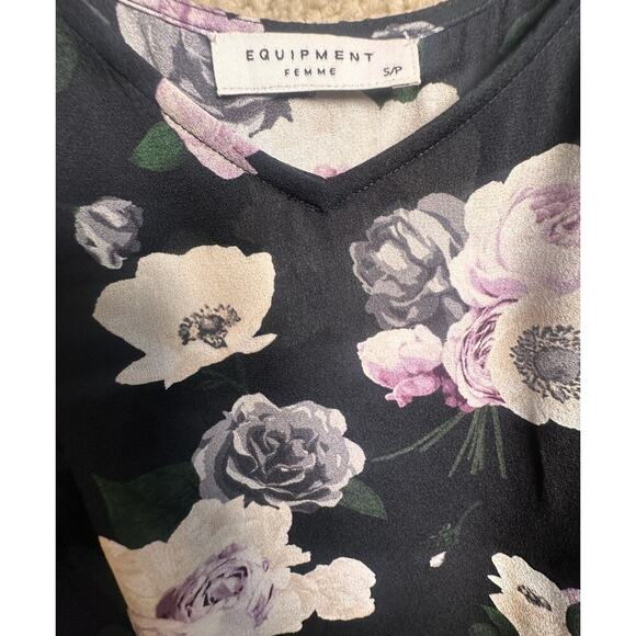 EQUIPMENT‎ Layla 100% Silk Dark Floral Camisole Tank Womens S P Layer Whimsigoth - Picture 2 of 14